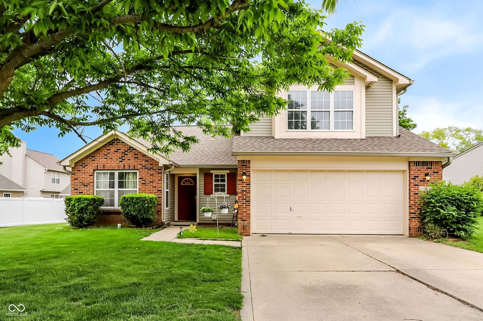 Property Photo:  6824 Millbrook Circle  IN 46237 