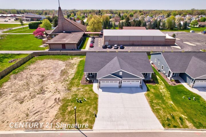 Property Photo:  4092 Woodburn Court  MI 48603 