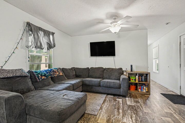 Property Photo:  1558 W Shawnee  MI 49101 