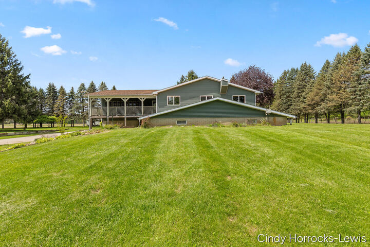 Property Photo:  10299 Frost (2 Parcels) Road  MI 48875 