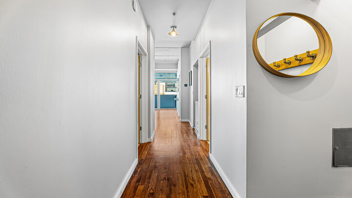 Property Photo:  630 N Franklin Street 812  IL 60654 