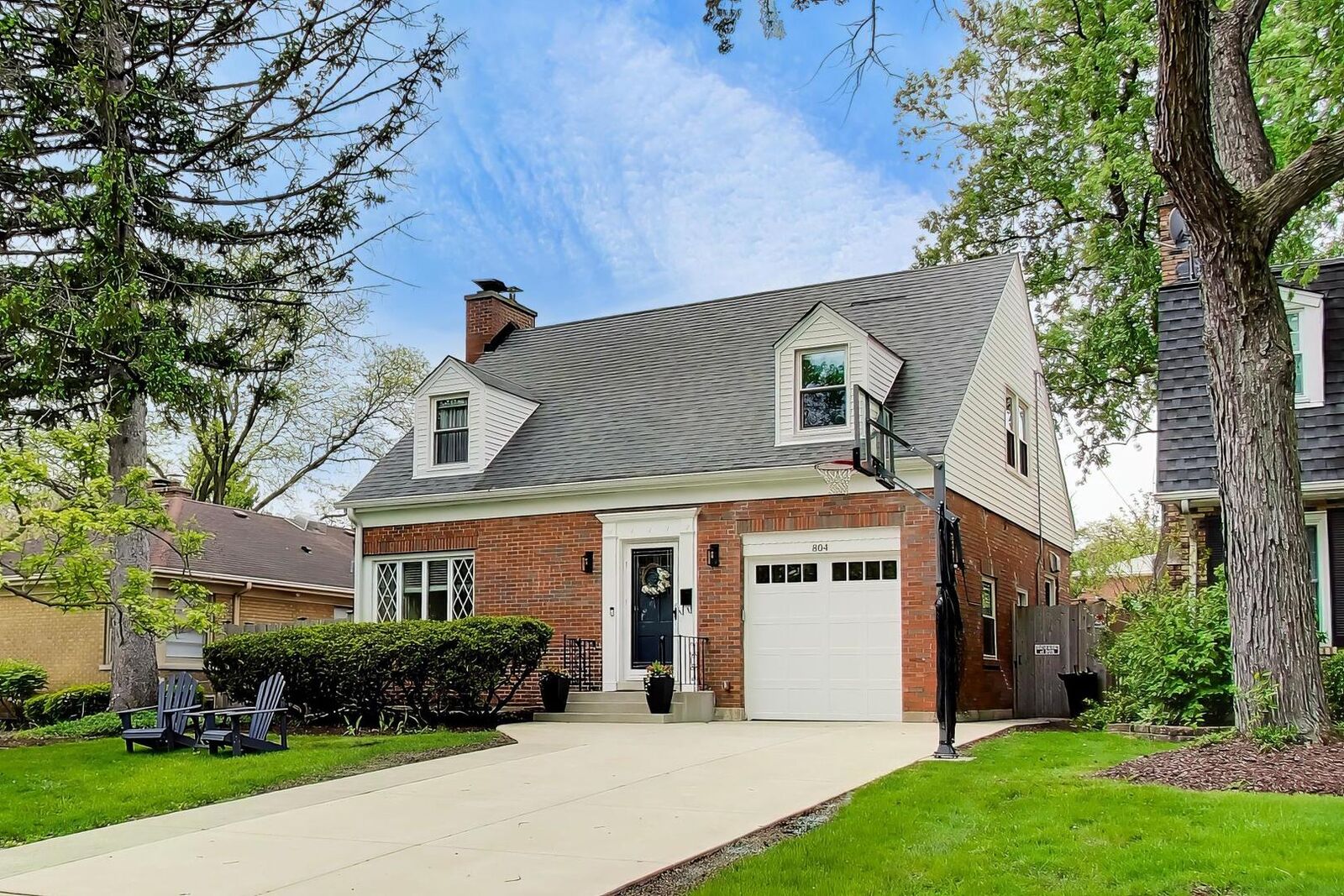 Property Photo: 804 Community Drive IL 60526