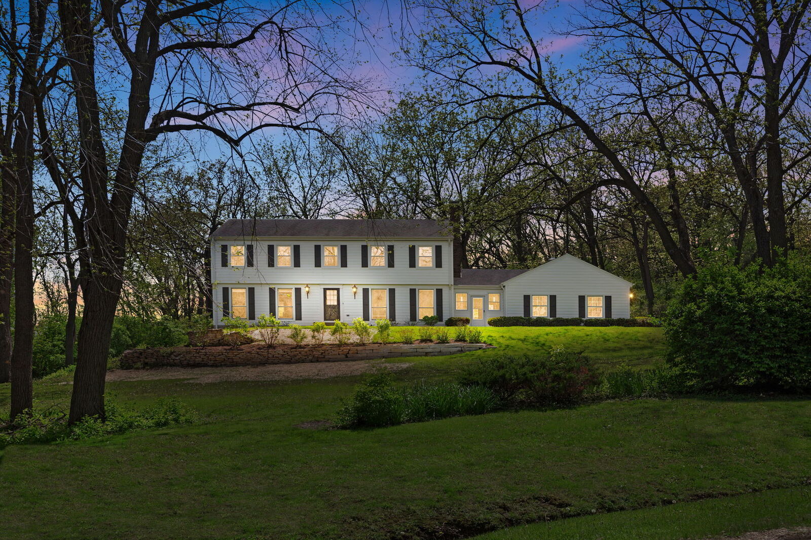Property Photo: 1126 Crane Drive IL 60118