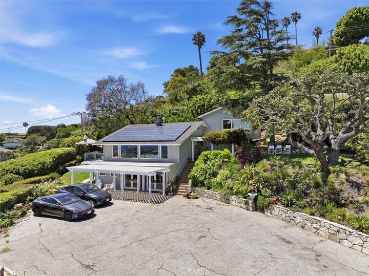 Property Photo:  1 Diamonte Lane  CA 90275 