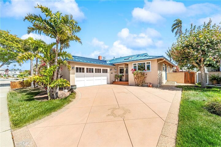 Property Photo:  800 Driftwood Avenue  CA 90740 