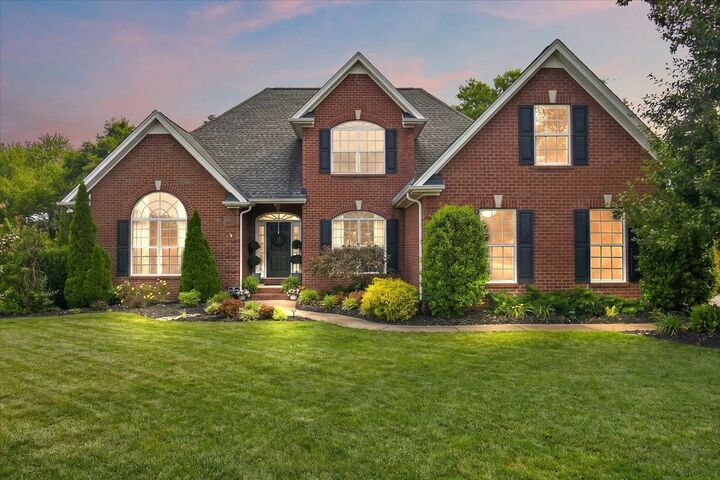 Property Photo:  2260 Westwood Dr  TN 37130 