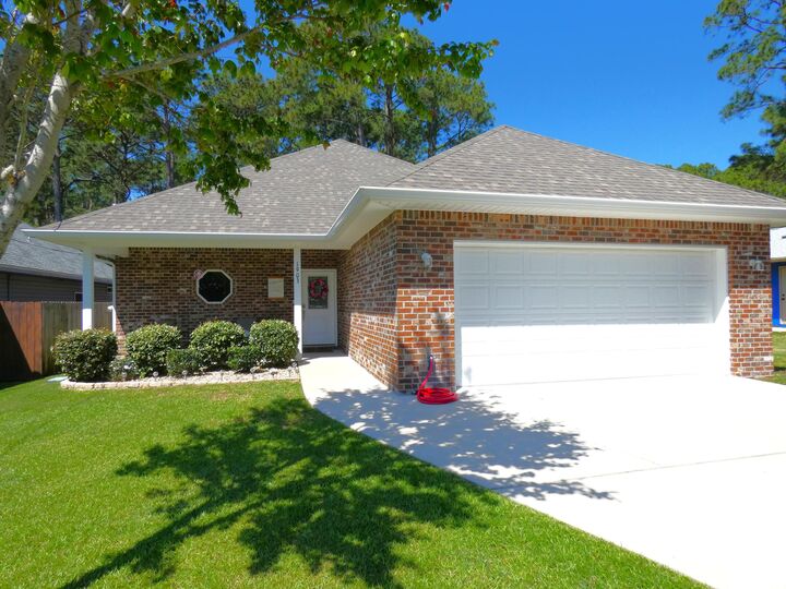 Property Photo: 1903 Esplanade Street FL 32566