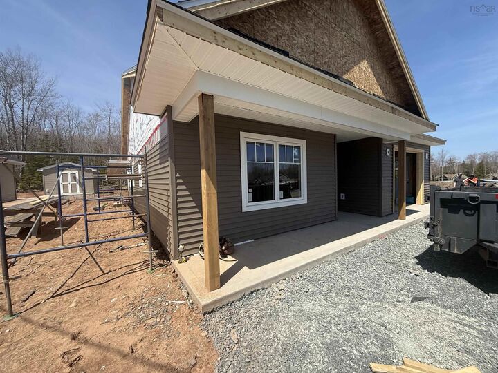 Property Photo:  42 Amelia Avenue  NS B0N 2J0 