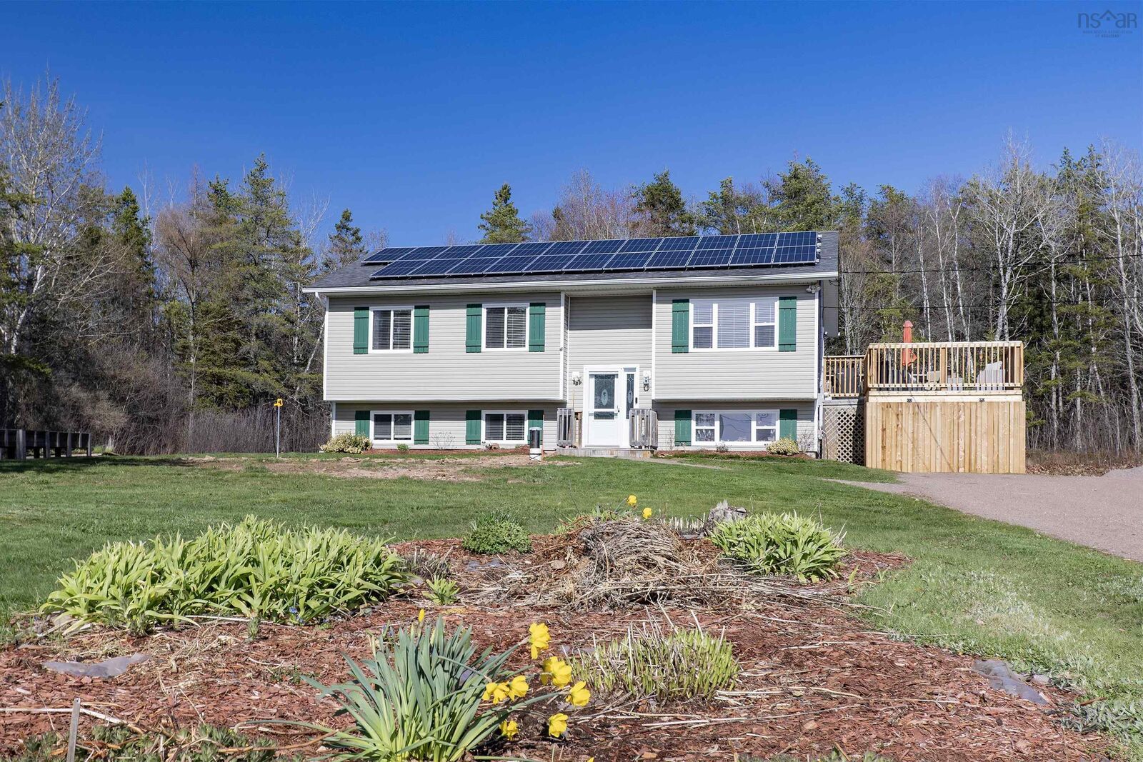 Property Photo: 18372 Highway 2 NS B0L 1C0