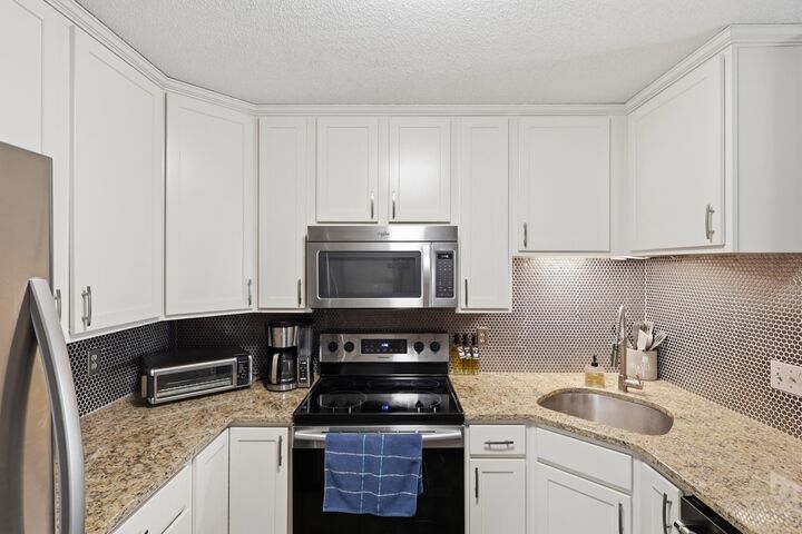 Property Photo: 4126 Goldenrod Lane N MN 55441