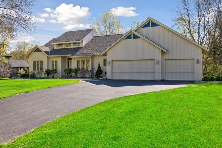 Property Photo:  5915 Sweetwater Circle  MN 55331 