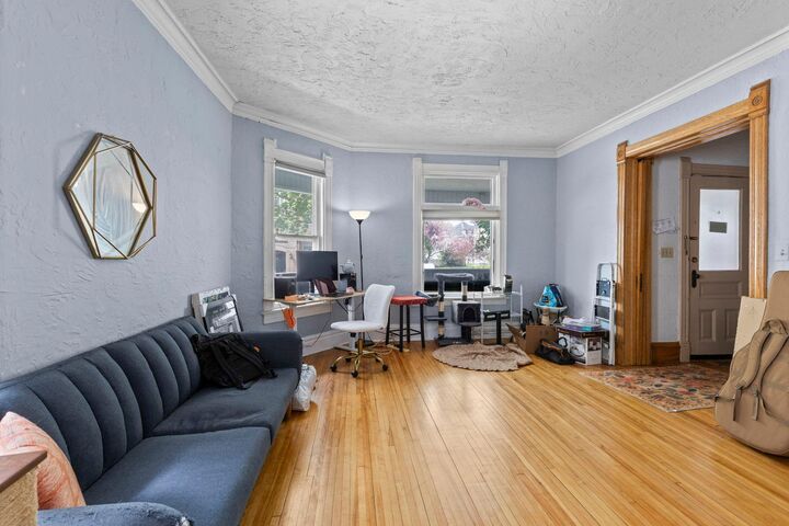 Property Photo:  2447 Colfax Avenue S  MN 55405 