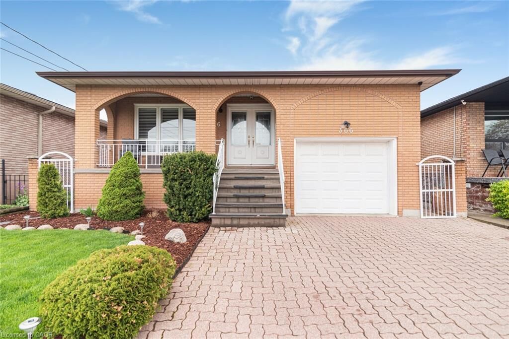 Property Photo:  366 Berkindale Drive  ON L8E 3T8 