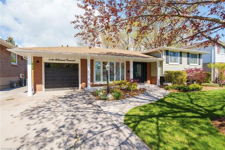Property Photo:  5186 Idlewood Crescent  ON L7L 3Y6 