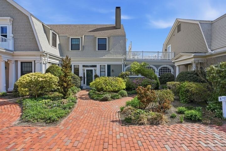 Property Photo:  74 Branch St 5  MA 02066 