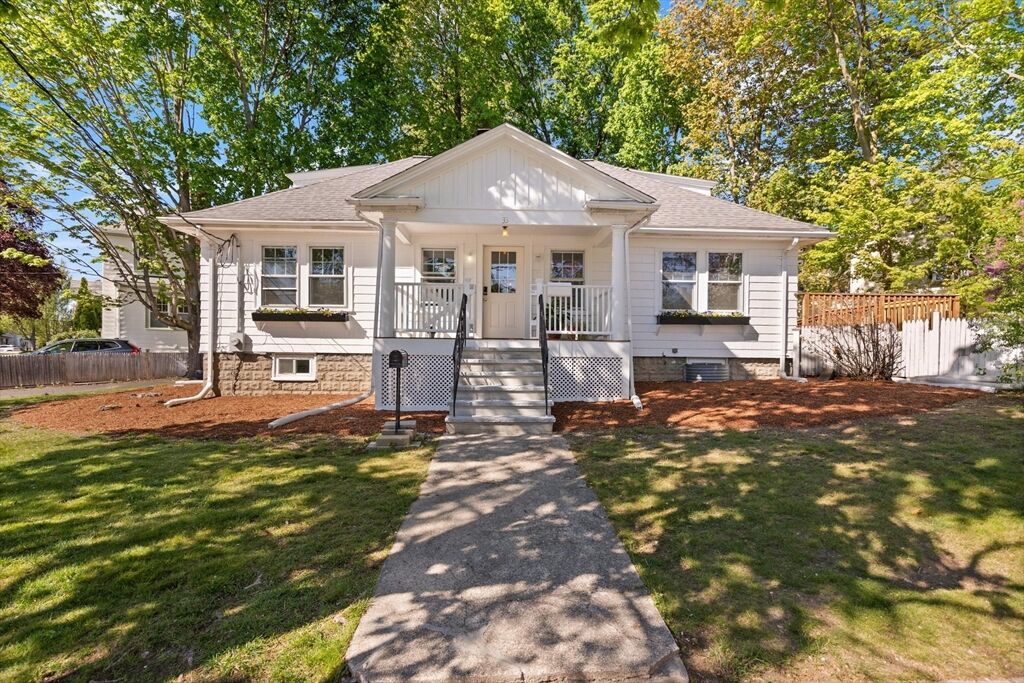 Property Photo:  33 Palfrey Rd  MA 02478 
