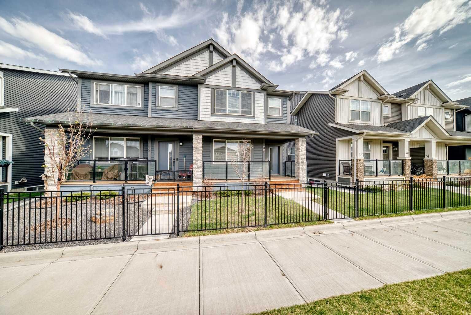 Property Photo:  29 Midgrove Lane SW  AB T4B 5H2 