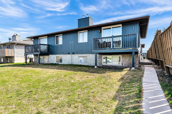 4543 7 Avenue SE 3 — photo 1