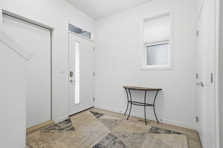 Property Photo:  324 Copperhead Way SE  AB T2Z 5H2 