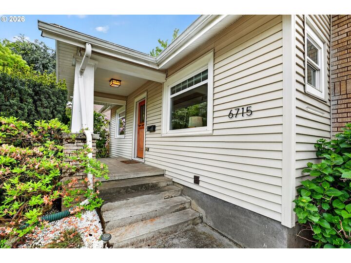 Property Photo:  6715 NE 22nd Ave NE  OR 97211 