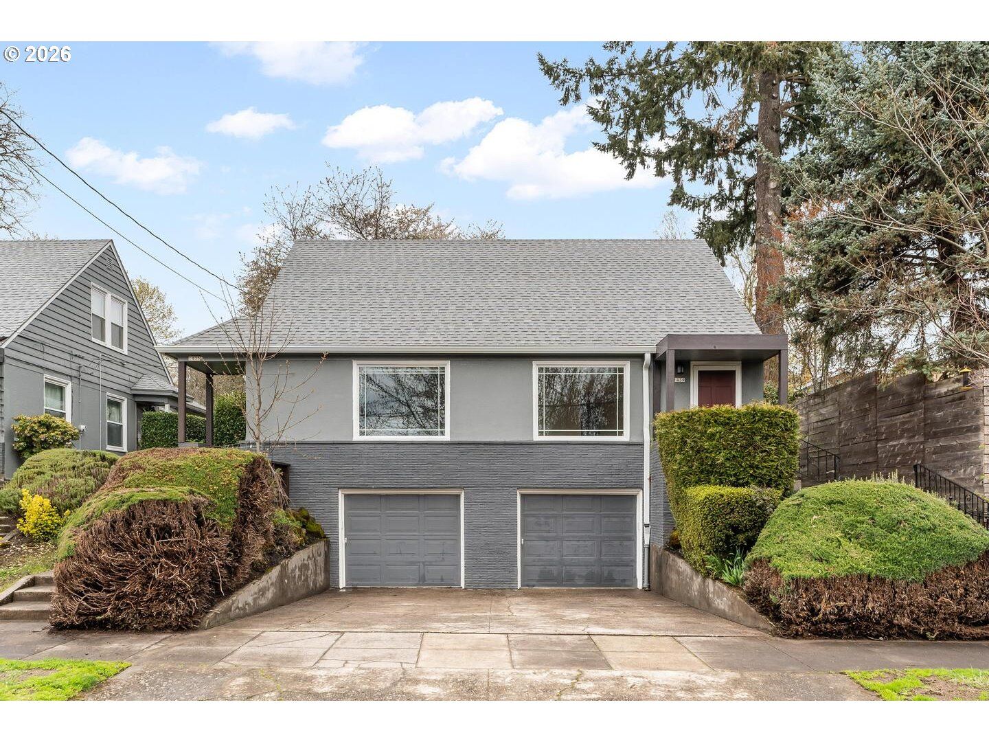 Property Photo:  1435 NE Mason St  OR 97211 