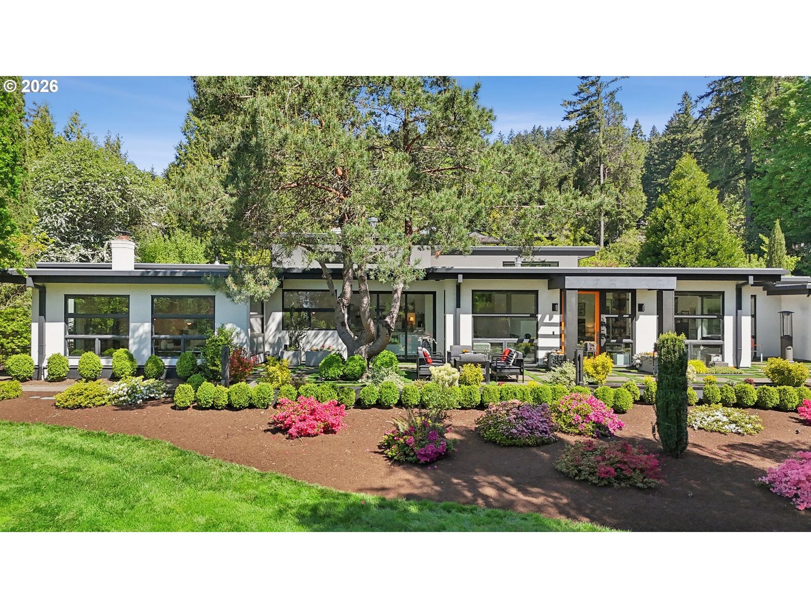 Property Photo:  3724 SW Shattuck Rd  OR 97221 
