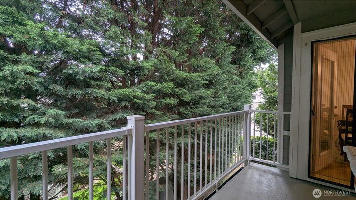 Property Photo: 2733 143rd Street SW D WA 98087