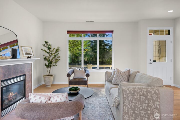 Property Photo:  4716  Cordata Parkway  WA 98226 
