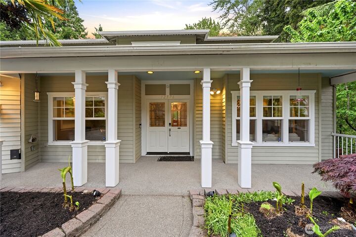 Property Photo:  12326  24th Avenue NE  WA 98125 