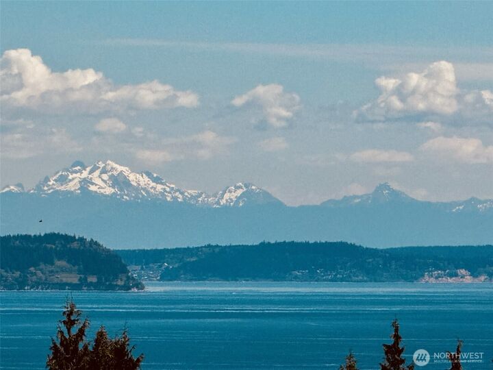 Property Photo:  30  Adventurer Lane  WA 98365 