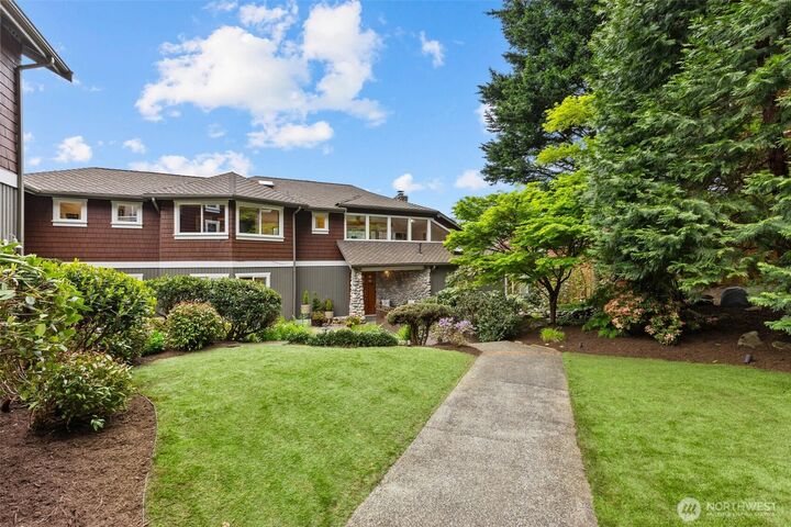 Property Photo:  5627 W Flowing Lake Road  WA 98290 