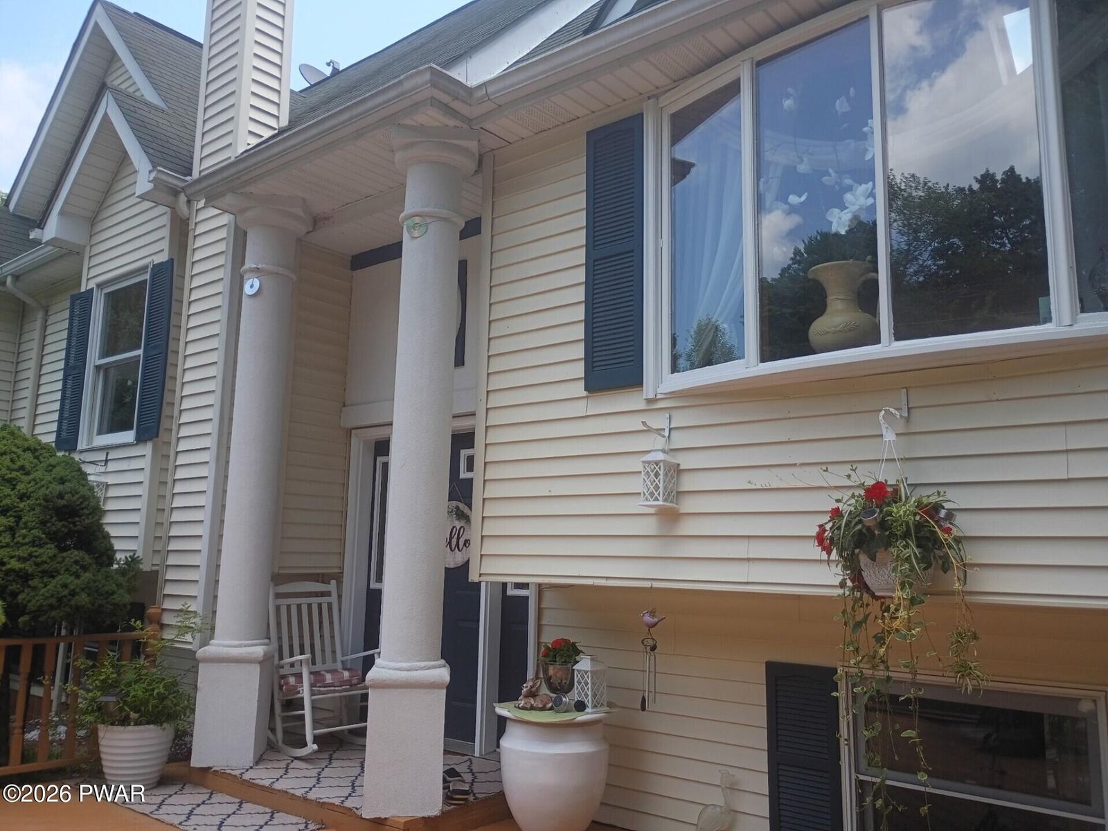 Property Photo: 107 Lookout Drive PA 18428