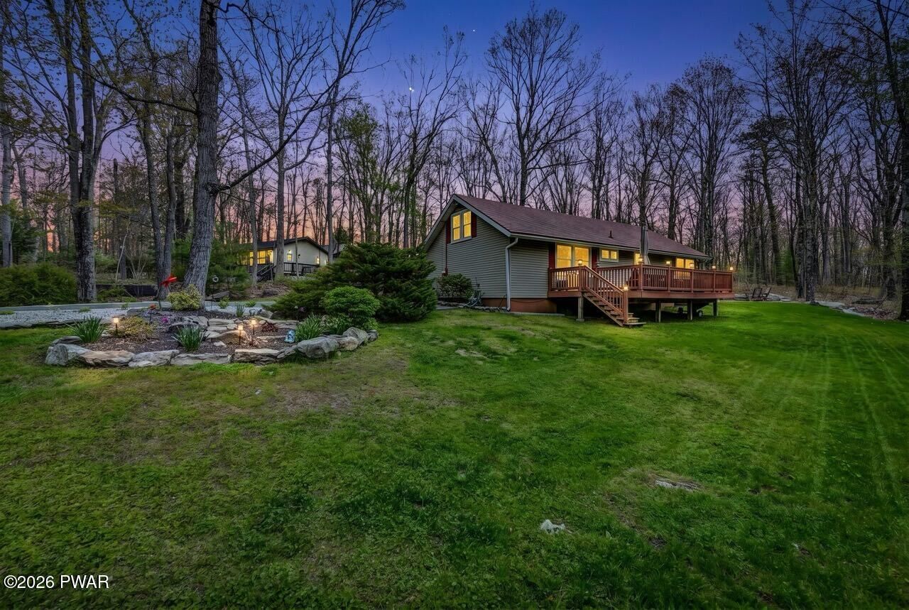 Property Photo:  103 Forest Drive  PA 18428 