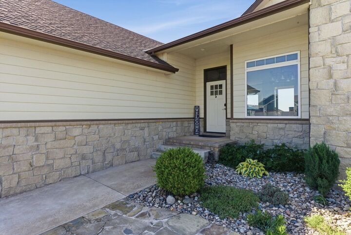 Property Photo: 1105 Park Glen St KS 67026