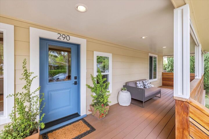 Property Photo:  290 Leland Avenue  CA 94306 