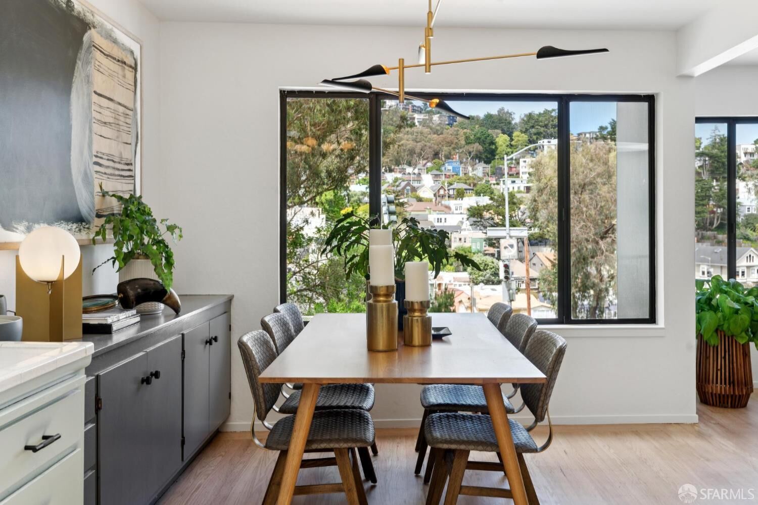 Property Photo:  834 Congo Street  CA 94131 
