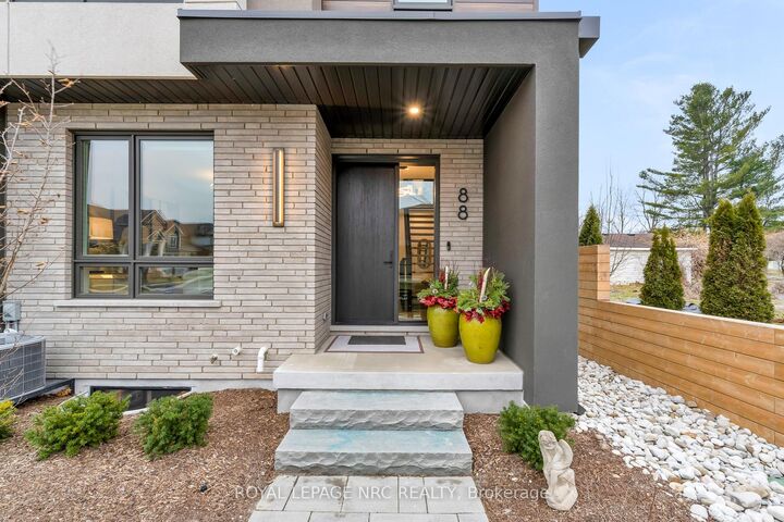 Property Photo: 88 Moody Street ON L3E 0B3