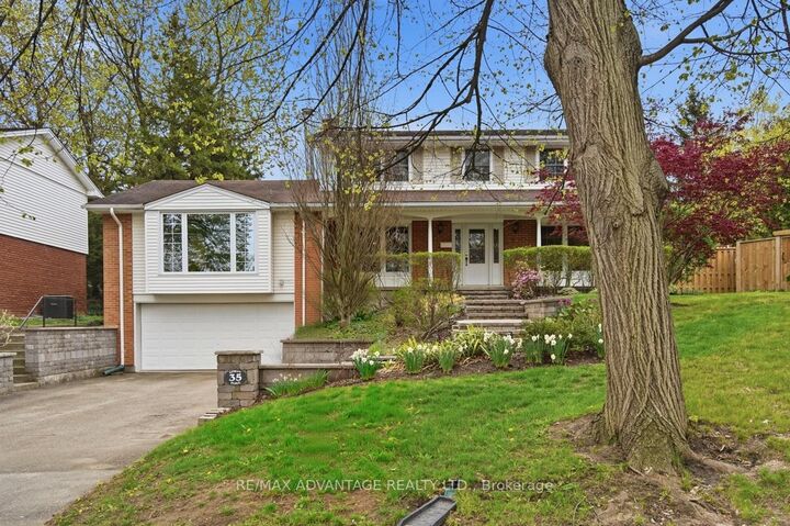 Property Photo: 35 Cowan Place ON N6C 2X4