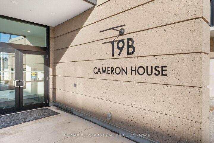 19B West Street N Ph#5 — photo 1