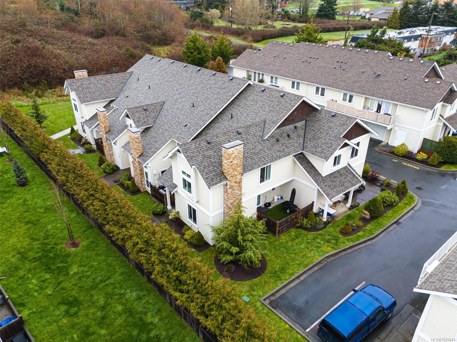 Property Photo:  2038 Gatewood Rd 114  BC V9Z 1L7 