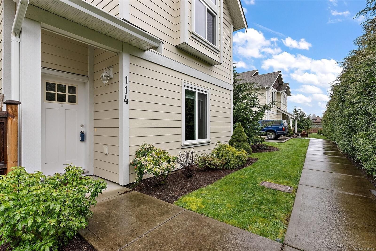 Property Photo:  2038 Gatewood Rd #114  BC V9Z 1L7 