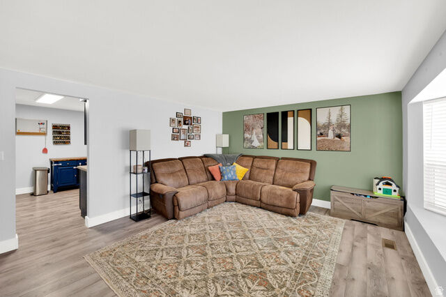 Property Photo:  401 N Lakeview Ave E  UT 84074 