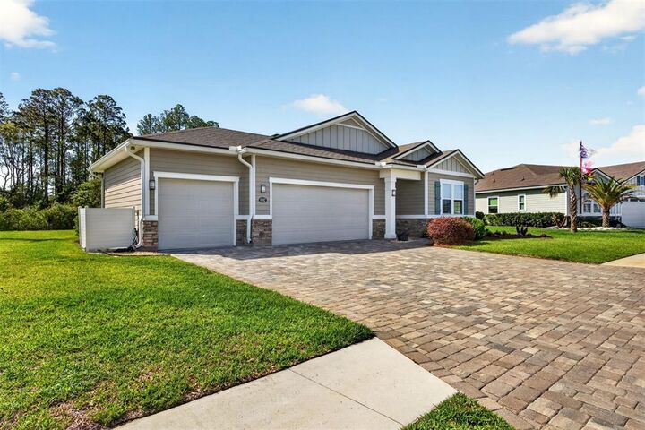 Property Photo:  85582 Fall River Parkway  FL 32034 