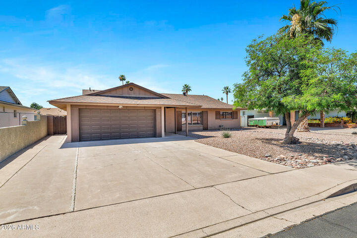 Property Photo: 4600 S Dorsey Lane AZ 85282