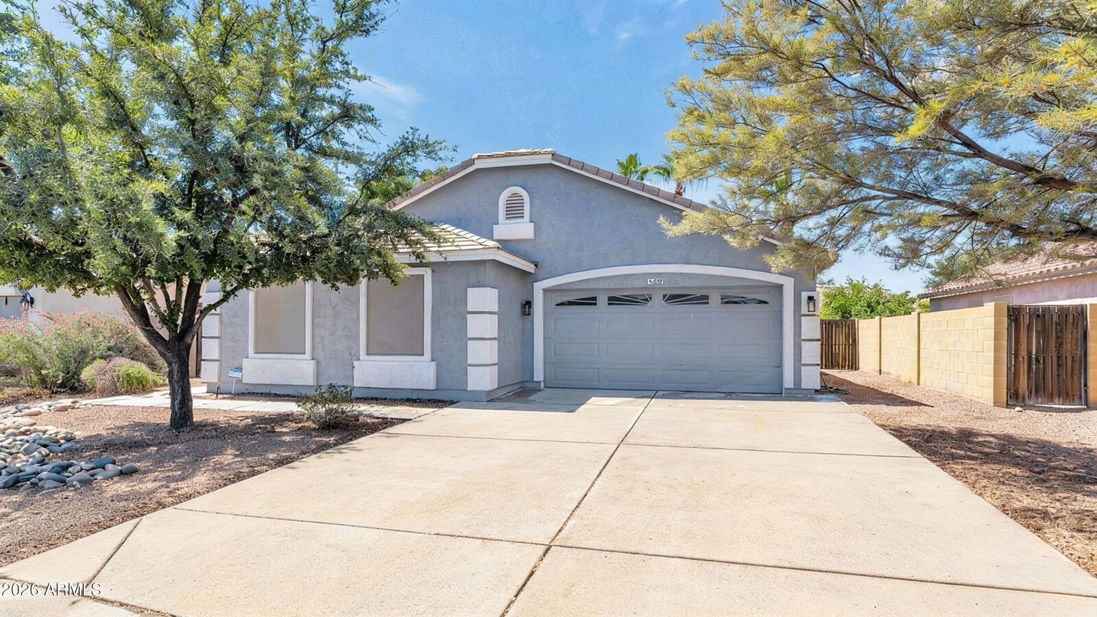Property Photo: 535 E Ironwood Drive AZ 85225