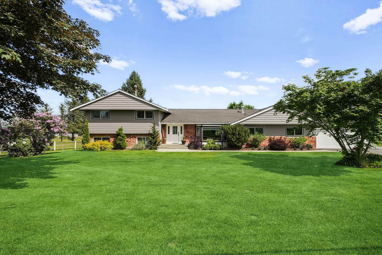 Property Photo: 21723 24 Avenue BC V2Z 1P5