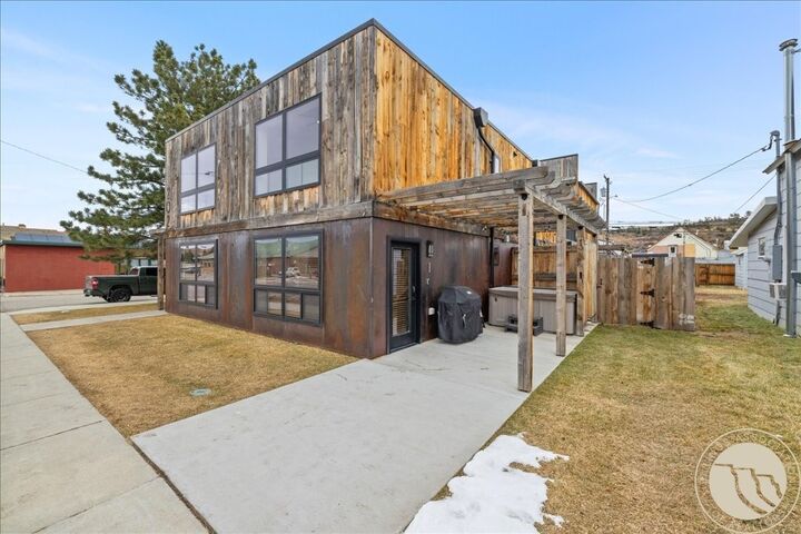 Property Photo:  202 S Hauser Avenue 1  MT 59068 