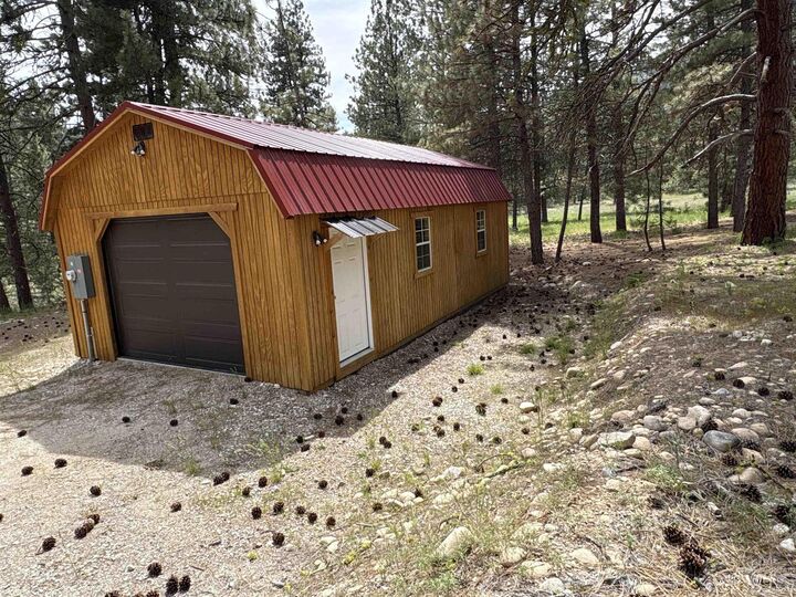 Property Photo: 2019 N Meyers Dr ID 83647-5381