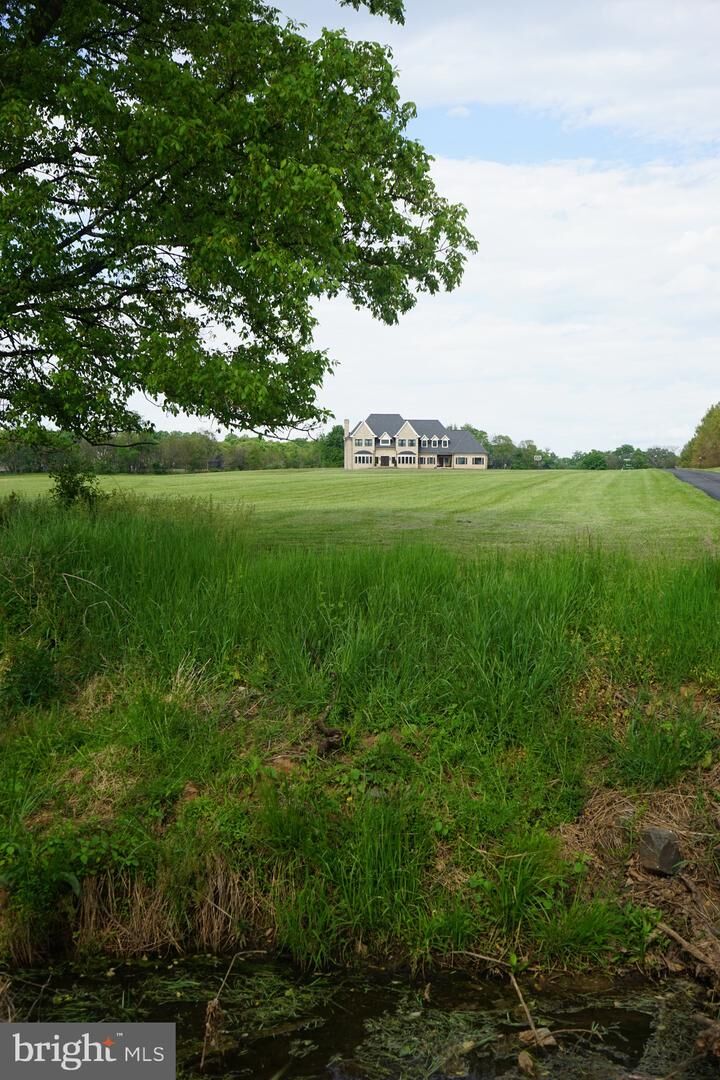 Property Photo:  15028 Merritt Farm Lane  VA 20176 