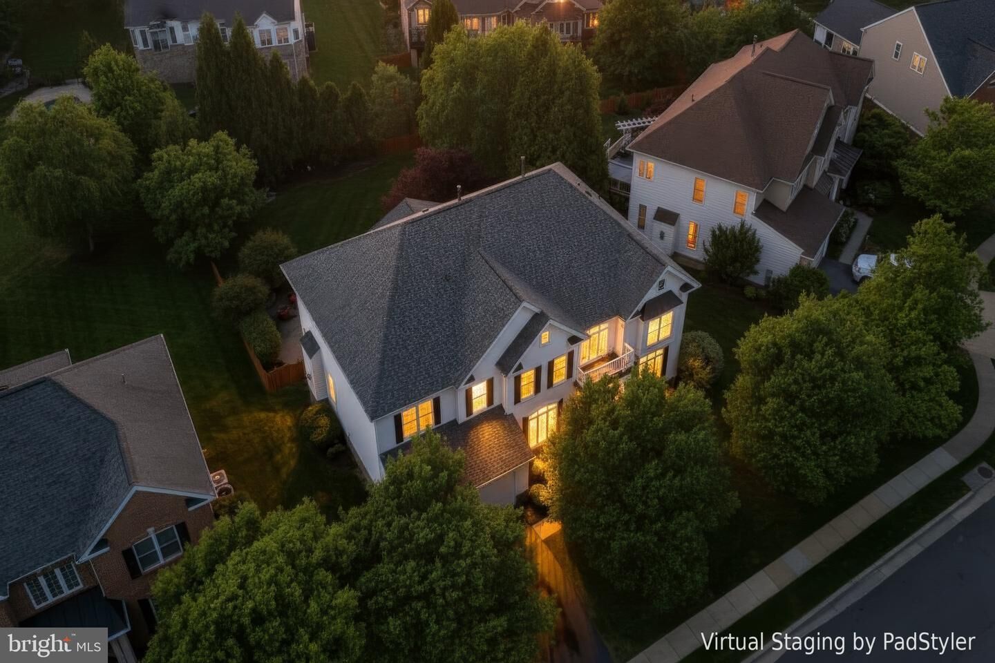 Property Photo:  23075 Meriweather Court  VA 20148 